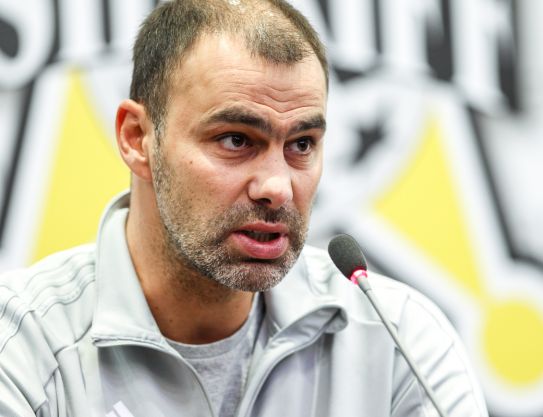 Goran Sablic : "Hubieramos podido  resolver todo en la primera mitad"