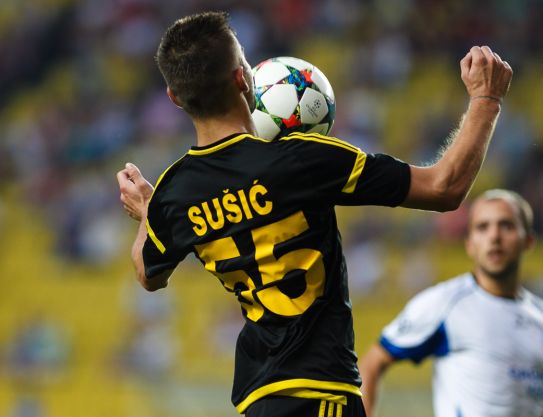 El mejor gol anotado en octubre es  de Mateo Sušić
