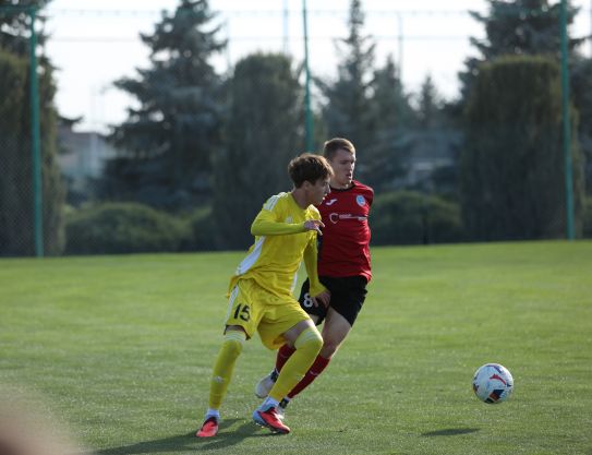 Empate en la cuarta ronda Empate en la cuarta ronda