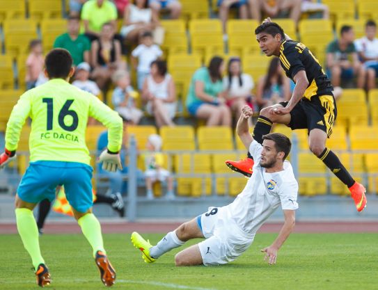 FC Sheriff plays with FC Dacia in the pre-season