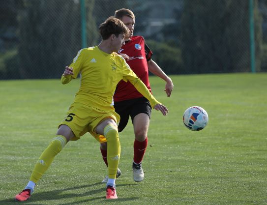 Уступили «Универу»